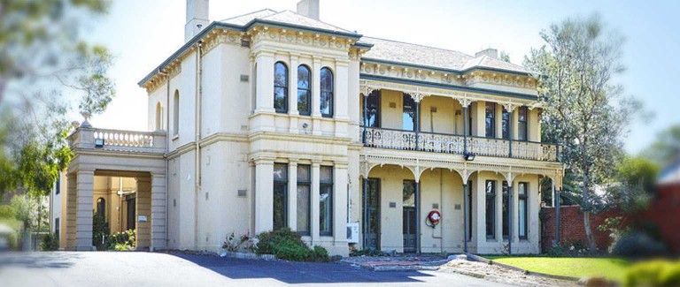 Homeowners chasing historic St Kilda mansion