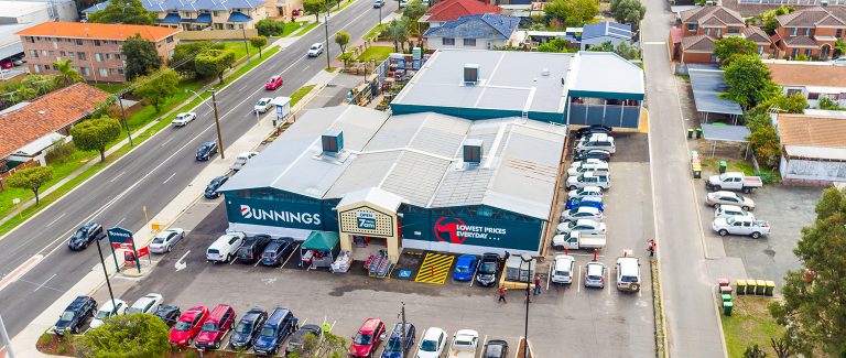 Bunnings sells on record yield at portfolio auction