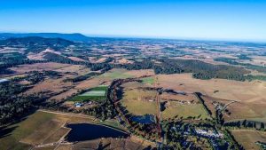 Proposed Chinese tourist park in Healesville hits market