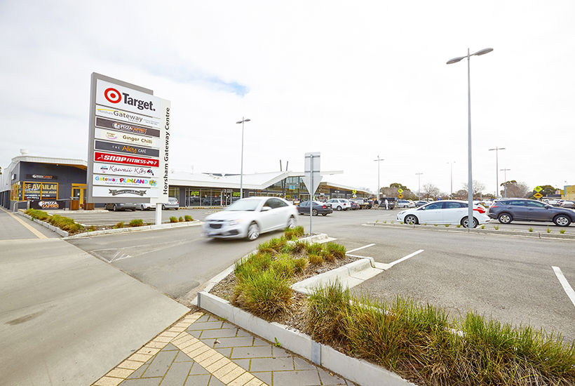 A Chinese investor has paid $14.55 million for Horshame Gateway shopping centre.
