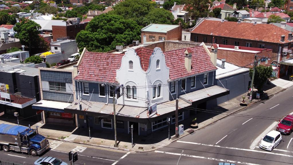 The Clarence Hotel in Petersham was established in 1858.
