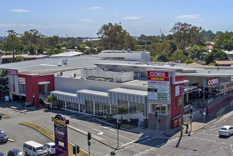 Supermarkets snapped up on record yields