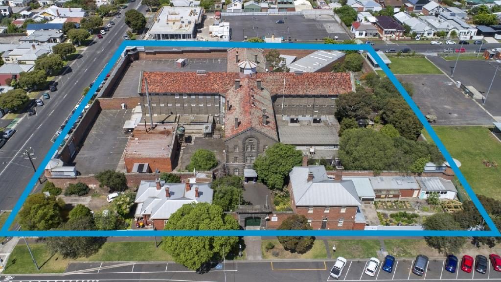 Old Geelong Gaol sale awaits final sentence