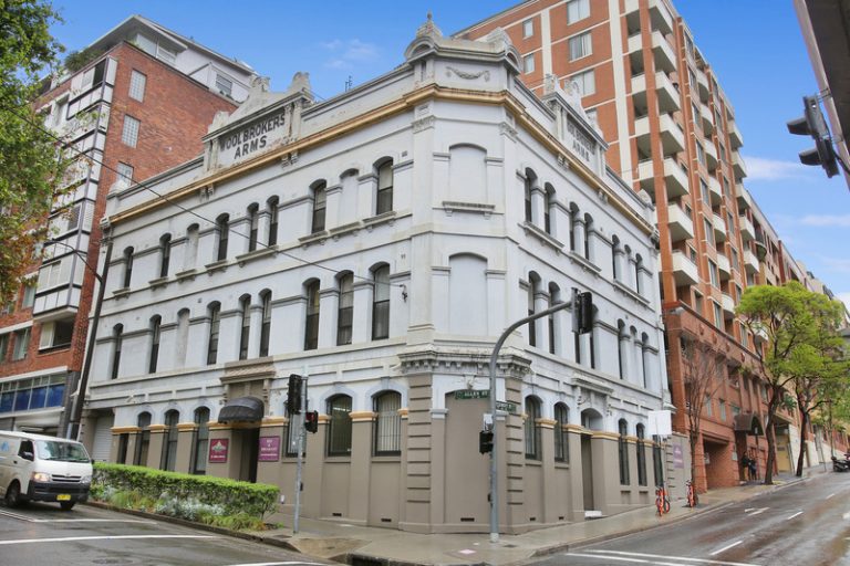 Heritage-listed hotel in Pyrmont set for auction