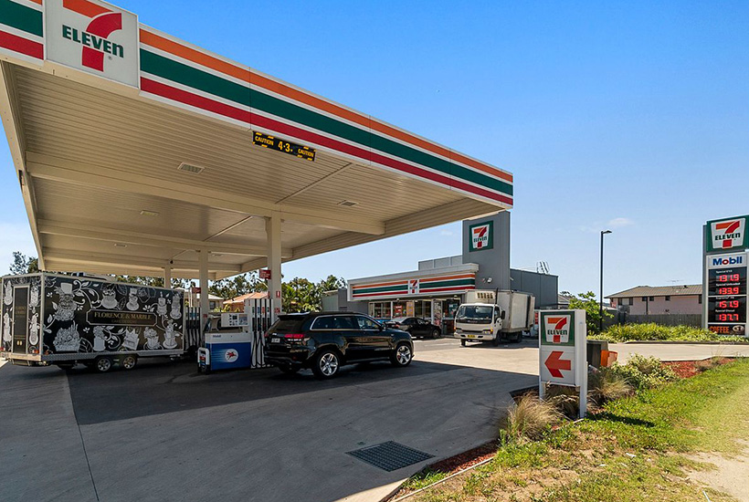 The 7-Eleven service station and convenience store, located at 291-293 Rooty Hill Rd.
