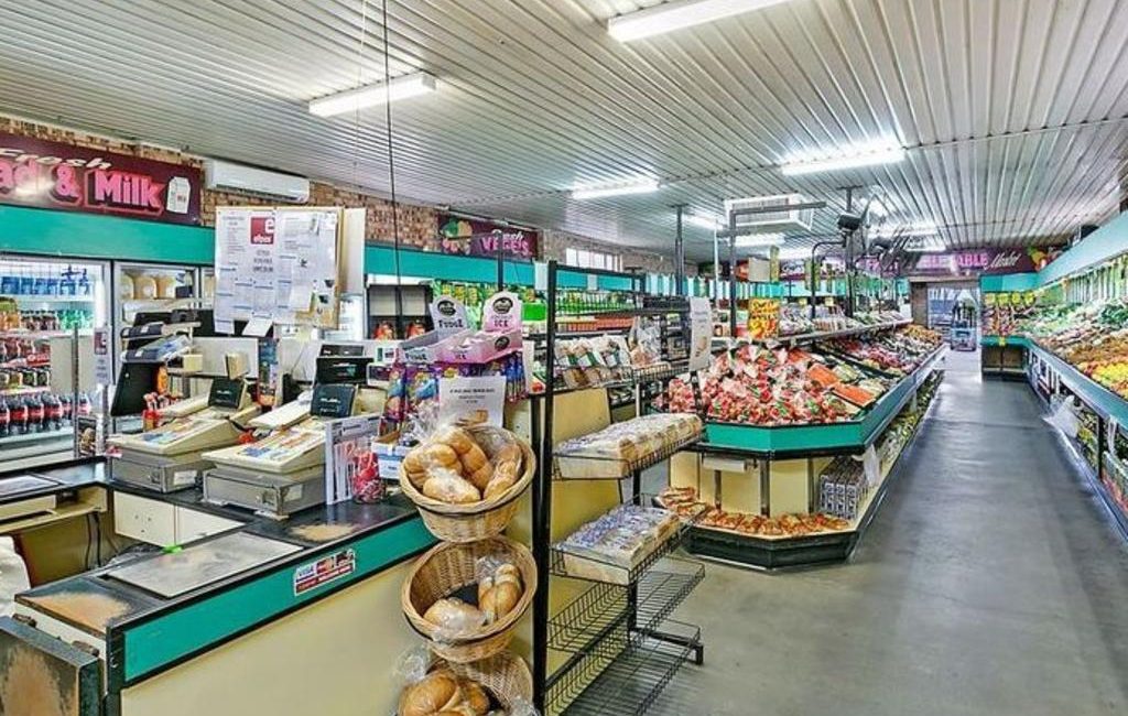 The Llandilo Fruit Market is for sale.
