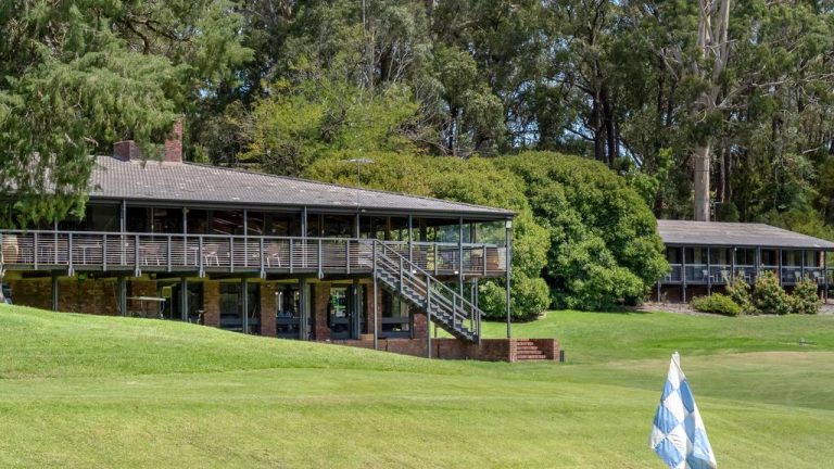 Buyer found before Stirling Golf Club auction