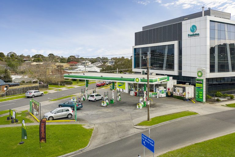 ‘Rare and affordable’ Frankston fuel stop to be sold