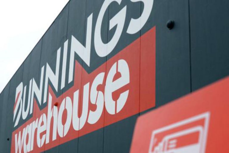 Bunnings owner plots lockdown course