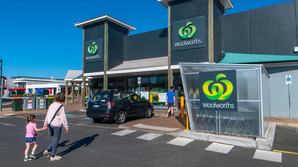 Woolworths’ standalone supermarket at Torquay Central is on the market.
