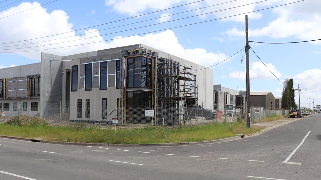 What’s behind Geelong’s boom in industrial warehouse construction