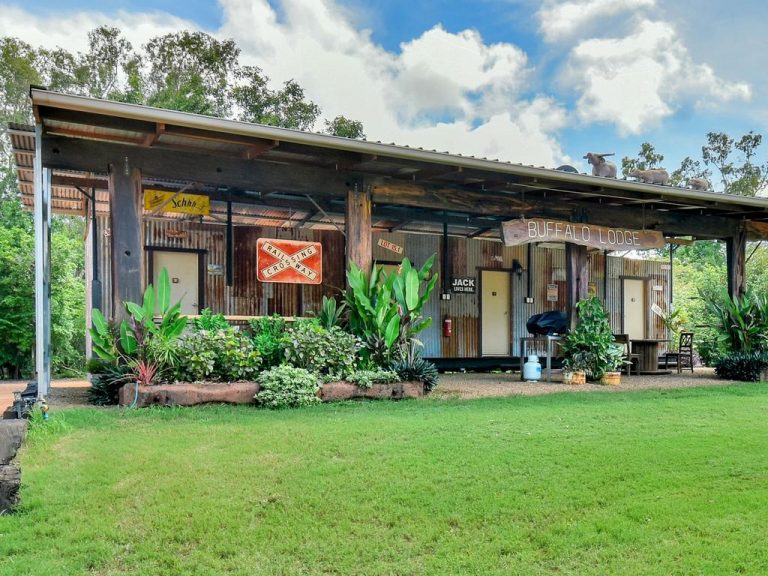 ‘It’s one of the busiest parks on the Daly’: Caravan park up for sale for $1.6 million