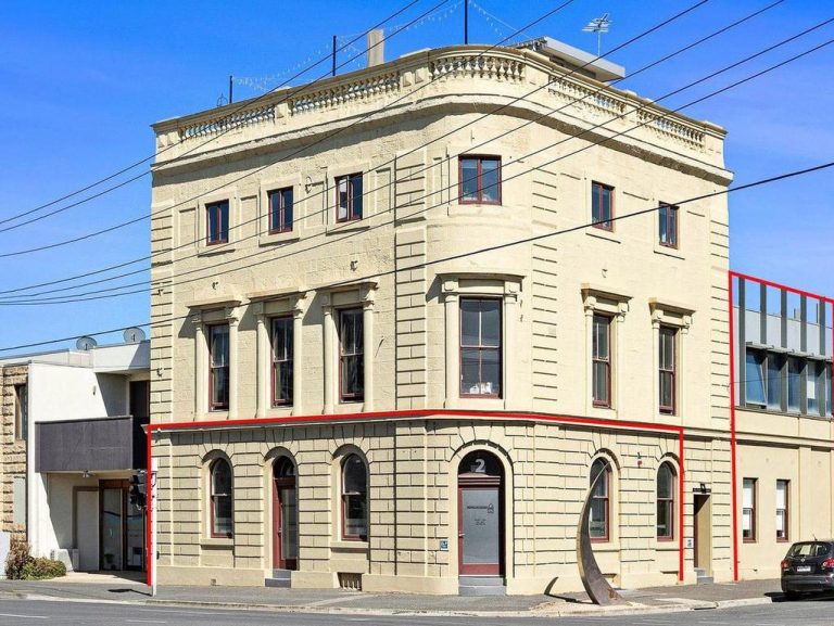 Geelong offices tipped to provide strong returns