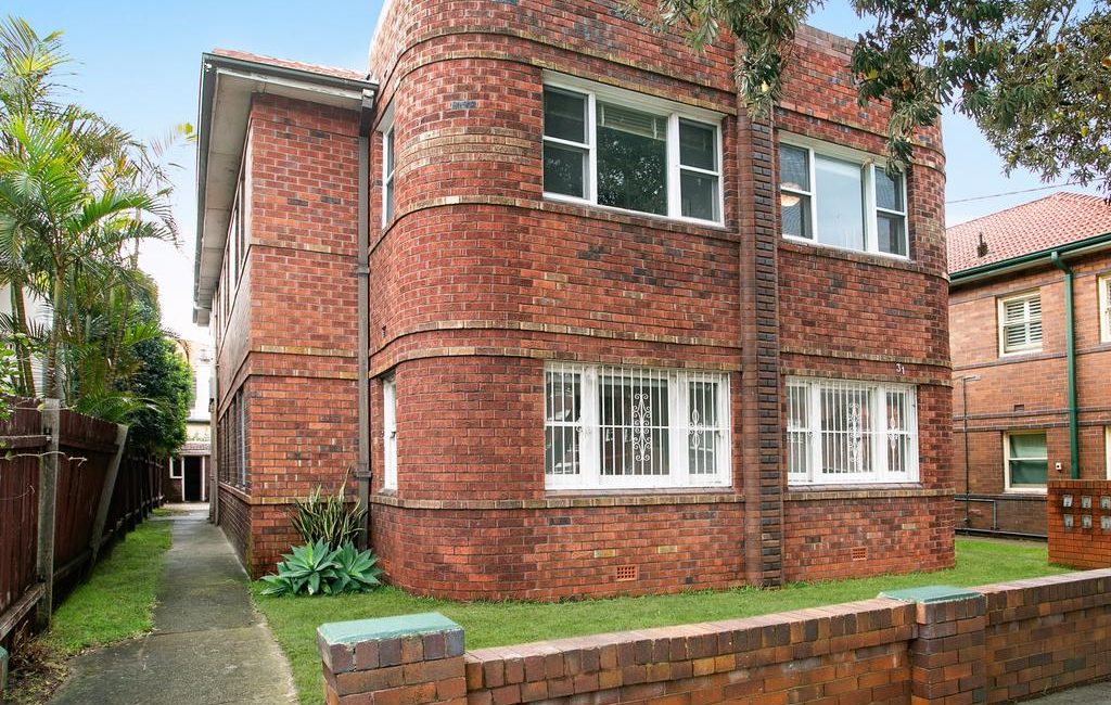 Coogee unit block bought by labourer Athanasios Grigora for $285,000 in 1986 has $5m guide