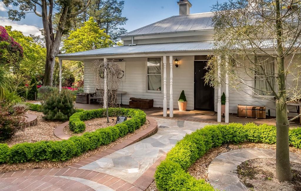 Coonara Springs: Olinda restaurant sells after two years on market