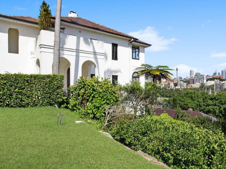 Darling Point Art Deco unit blocks on The Hill may fetch $45m