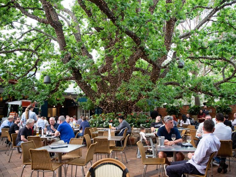 Revered Sydney pub The Oaks Hotel in Neutral Bay for sale for $175m
