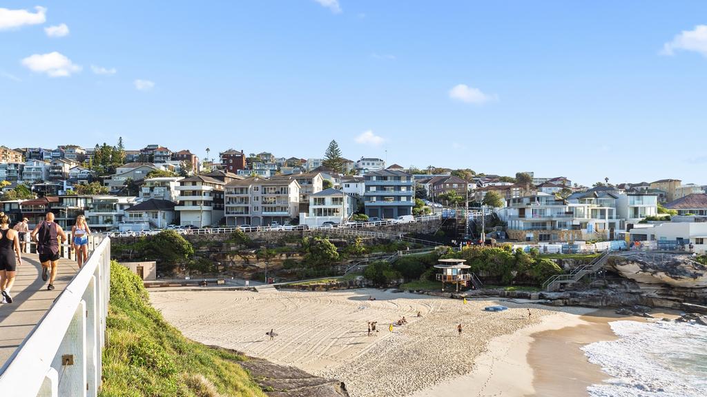 Tamarama apartment block being sold by investor Vaughan Blank inspires ...