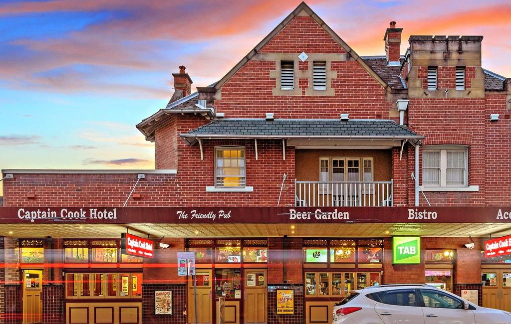 Kent Walker swoops on Botany’s Captain Cook in $35m pub play