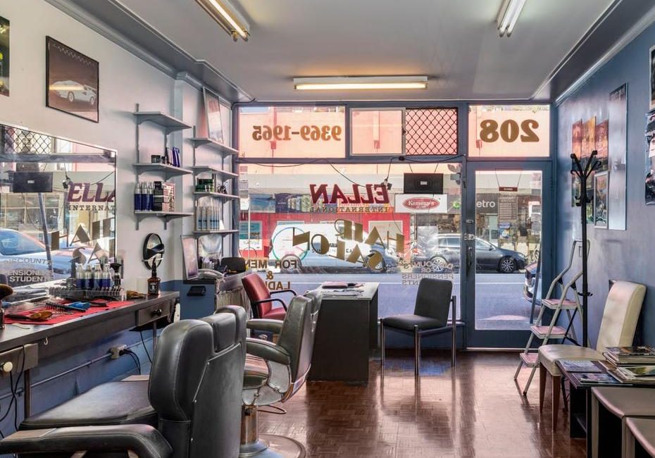 Bondi barber shop sells for $4m profit