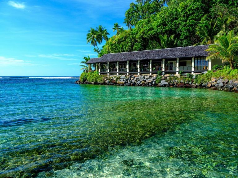 Luxury Samoa Seabreeze Resort hits the market