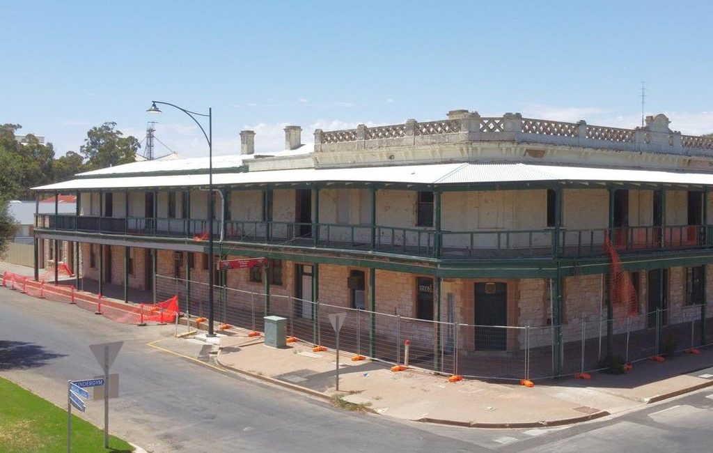 Old Belalie Hotel in country SA up for grabs mid reno