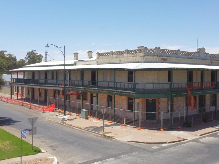 Old Belalie Hotel in country SA up for grabs mid reno