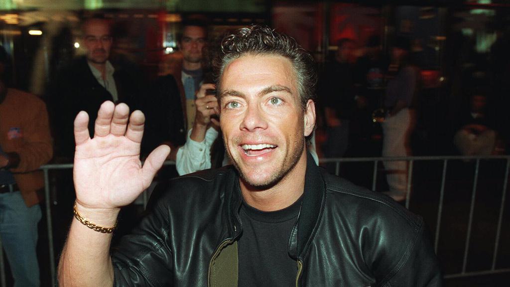 Actor Jean-Claude Van Damme at opening of Sydney's Planet Hollywood restaurant. Damme/Actor Van/Damme/Actor P/ New South Wales (NSW) / Restaurants