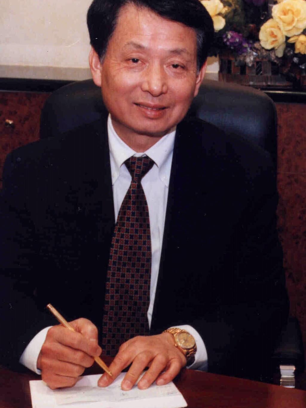 Yu Feng P/L's Chairman millionaire businessman Gordon Fu. - headshot alone